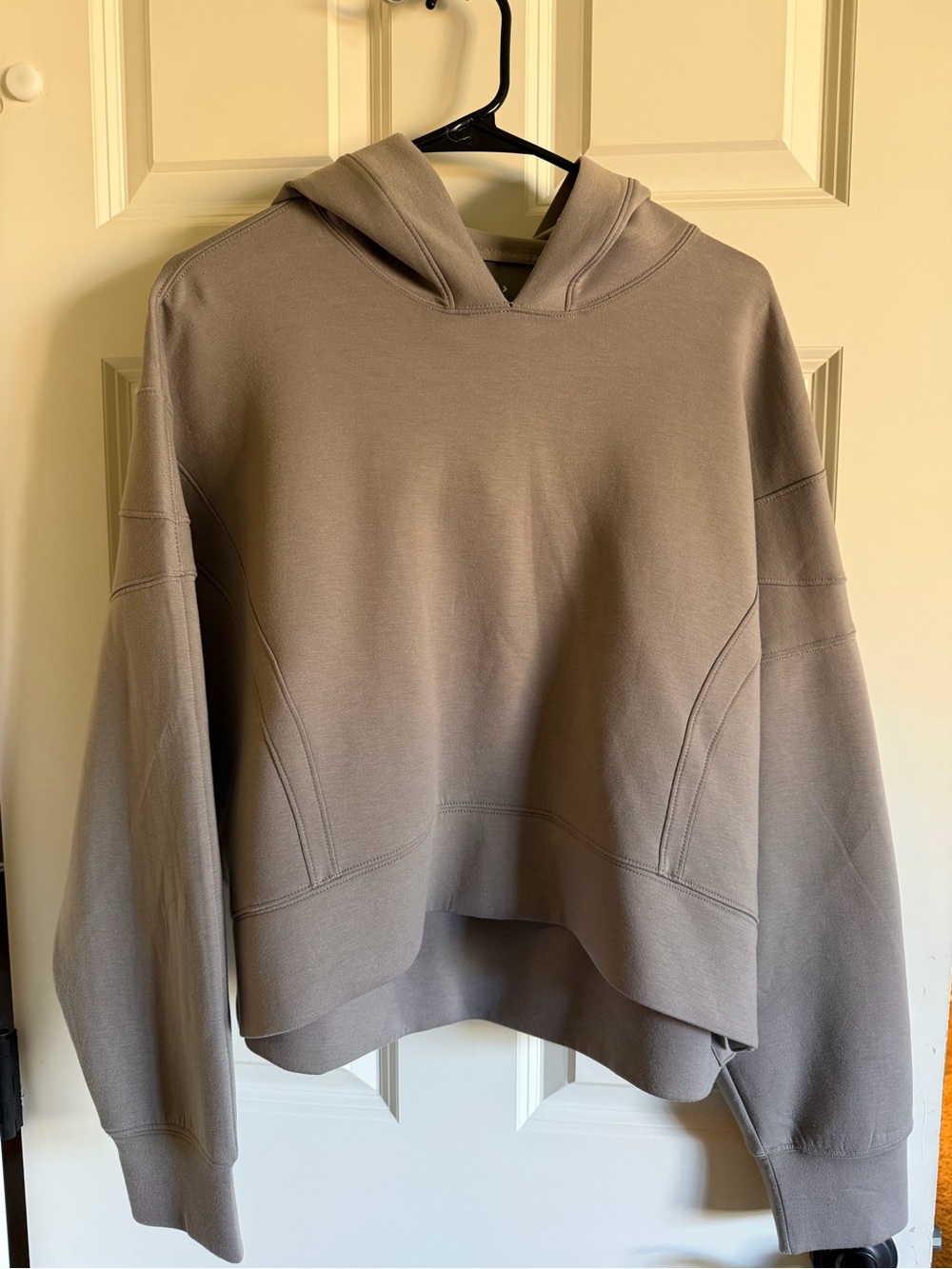 Abercrombie & Fitch Women’s YPB Neoknit Taupe Cropped Hooded Sweatshirt